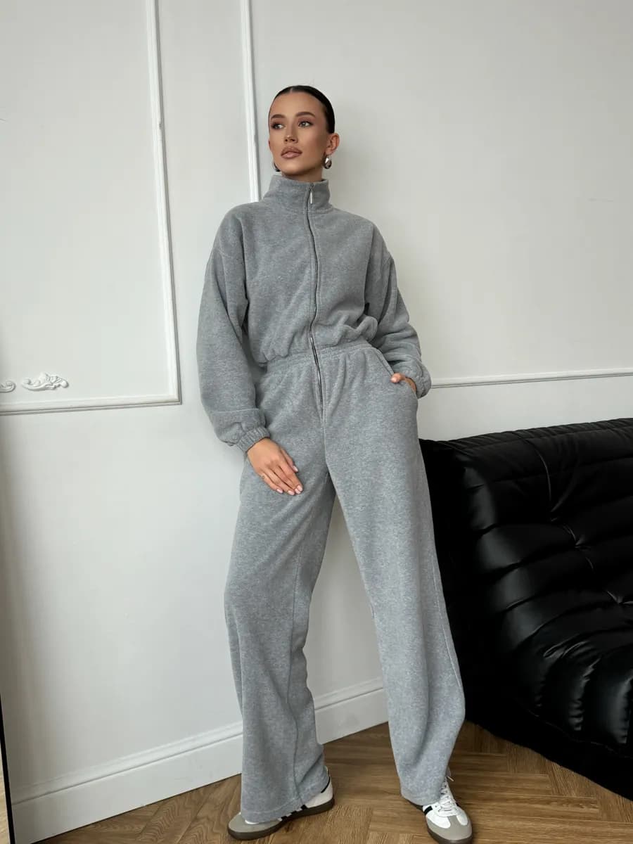 Комбинезон теплый флисовый весенний без капюшона