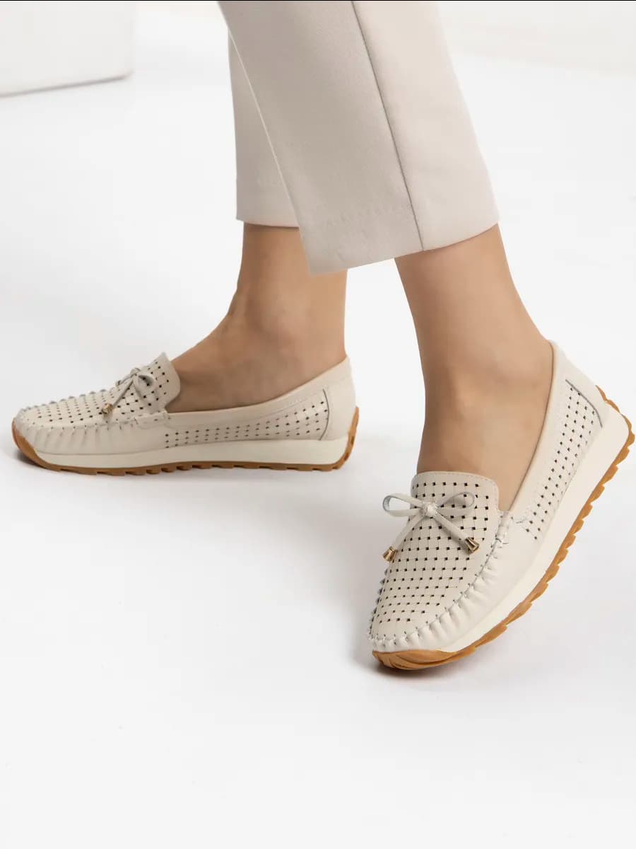 Мокасины кожаные женские