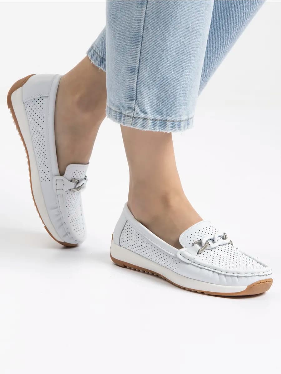 Мокасины женские белые