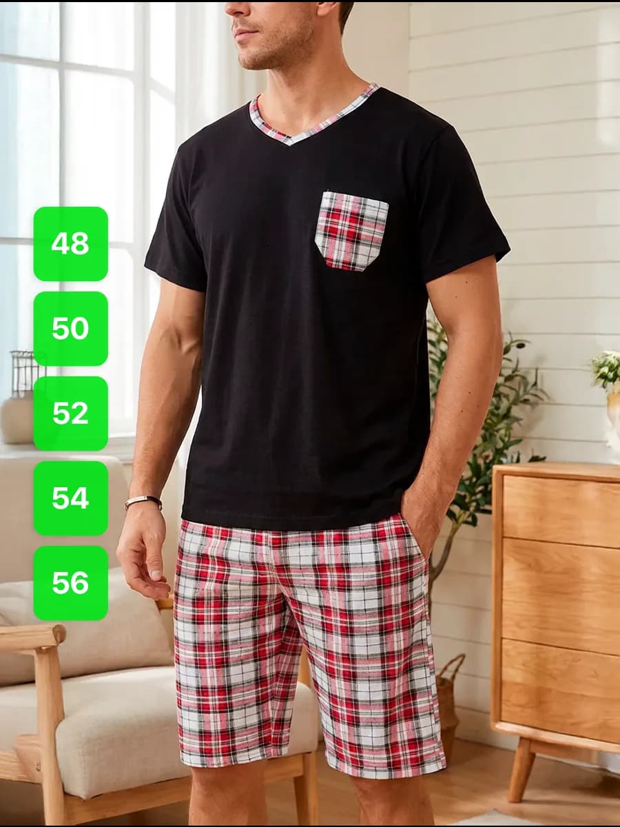 Пижама с шортами и футболкой в клетку