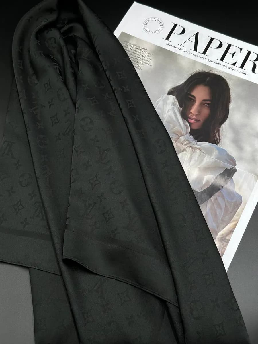 Шелковый платок на голову и шею