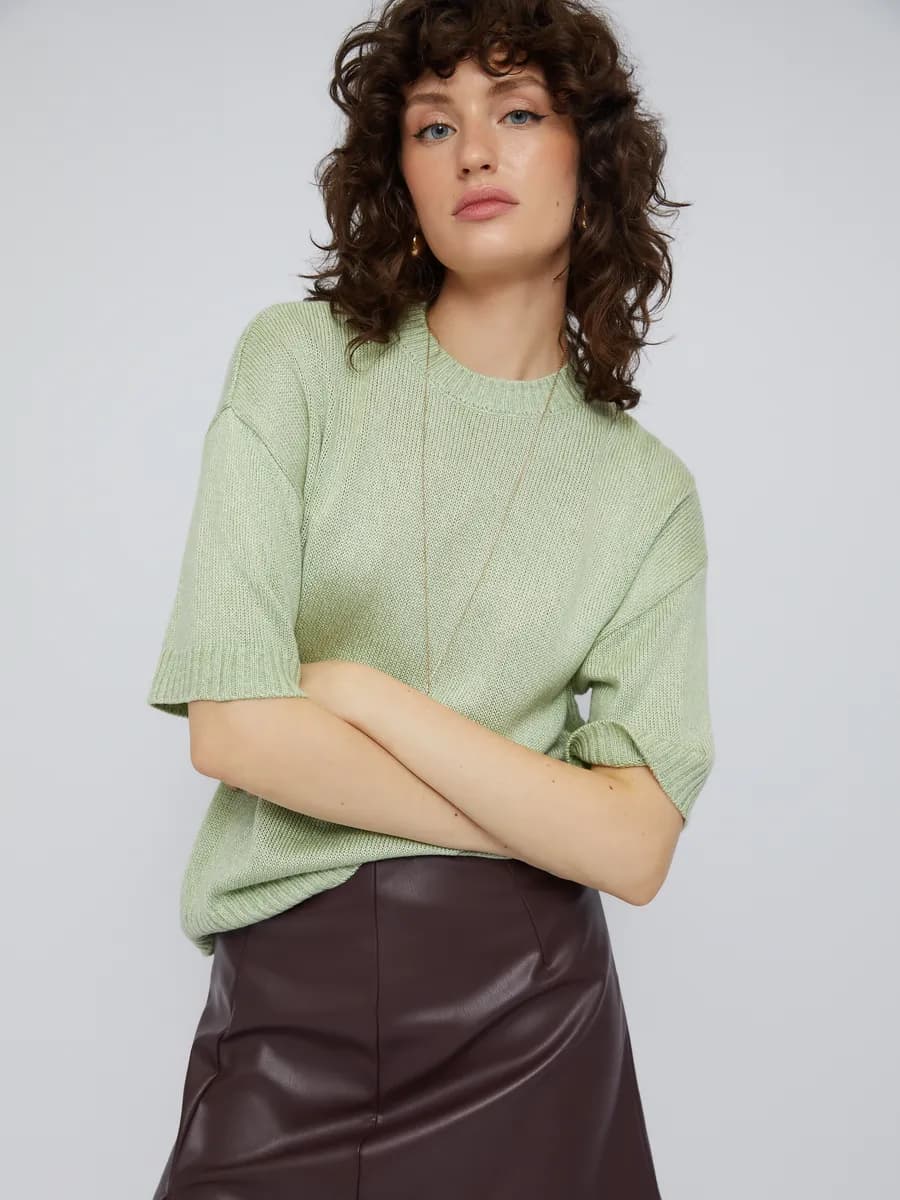 Женский джемпер с укороченным рукавом