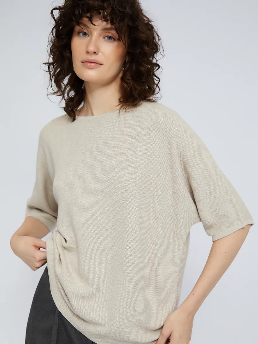 Женский джемпер из вязаного трикотажа