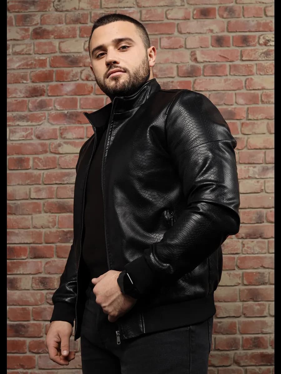 Куртка кожаная демисезонная