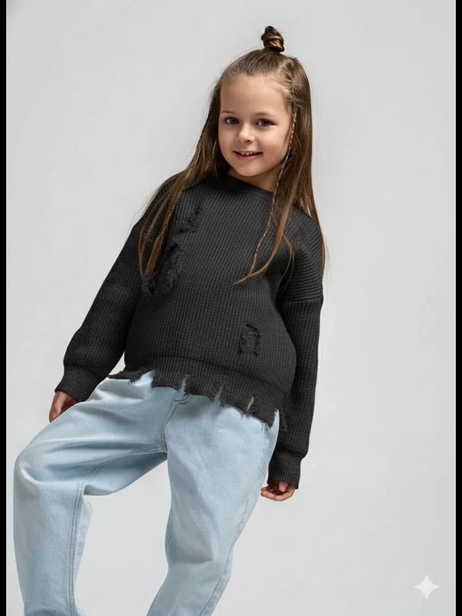 Теплый свитер для девочки школьный