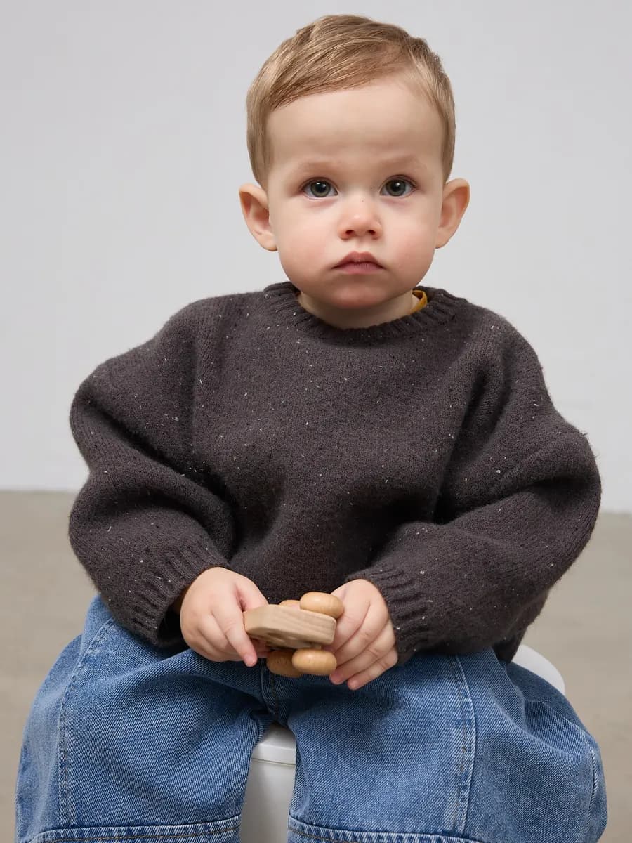 Свитер детский вязаный