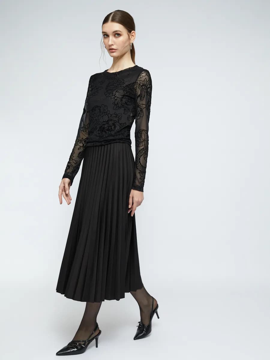 Женская трикотажная юбка плиссе миди