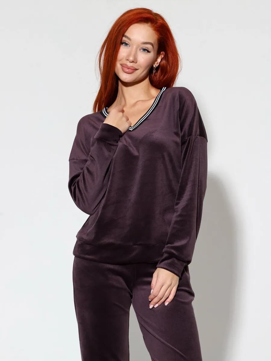 Домашний костюм с брюками велюровый