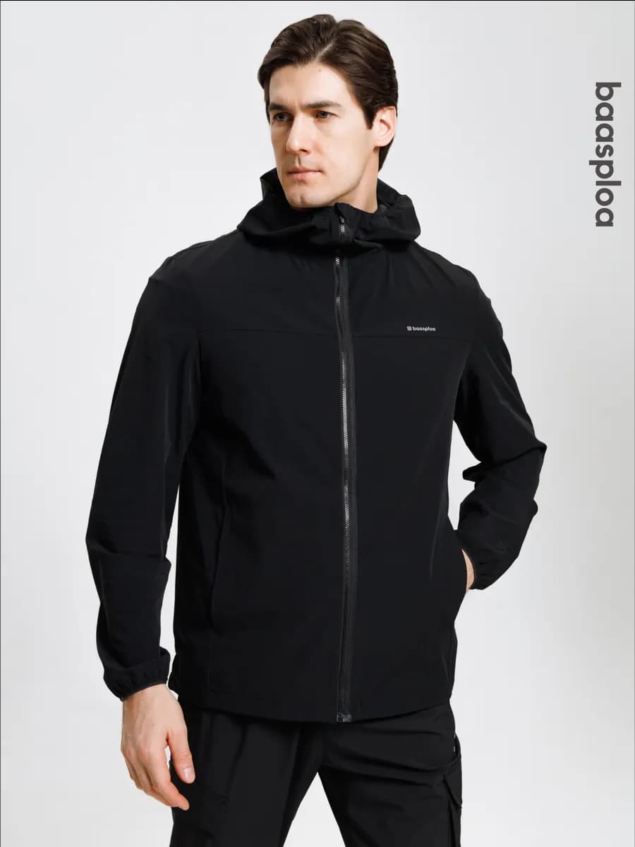 Ветровка легкая софтшелл с капюшоном