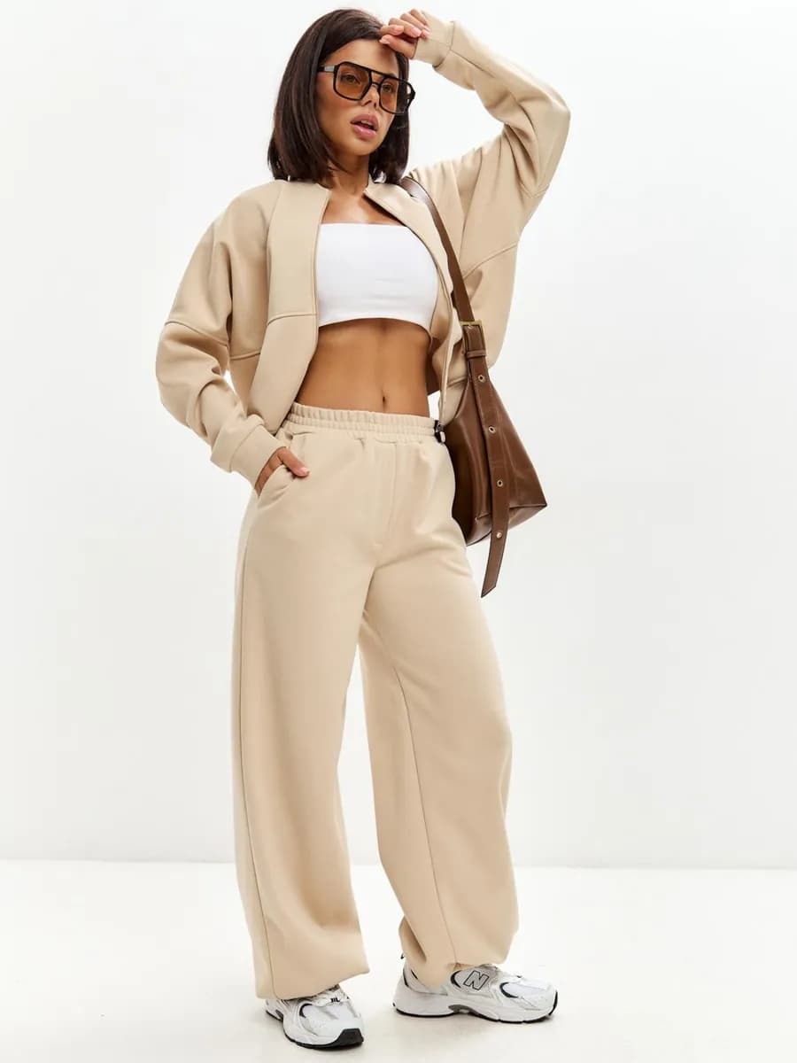 Спортивный костюм на молнии оверсайз