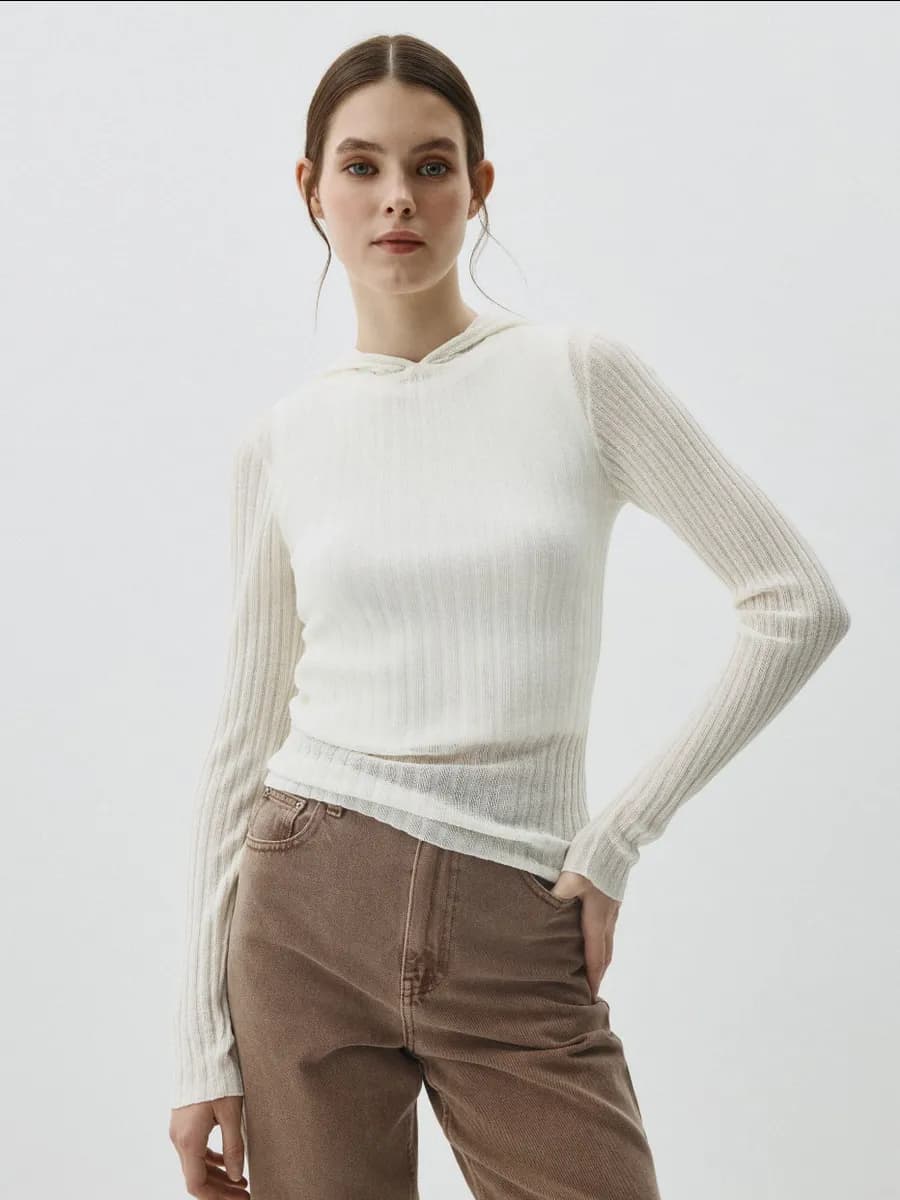 Вязаное худи в рубчик