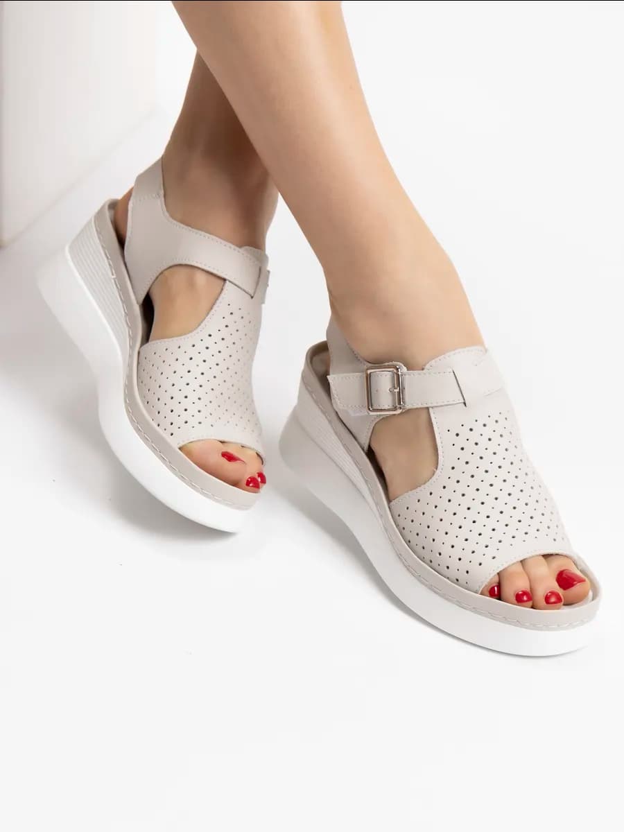 Босоножки женские летние