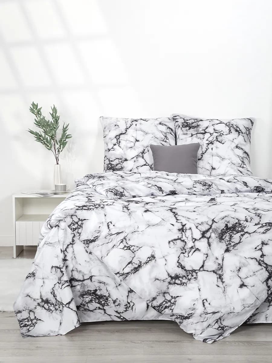 Постельное белье 1.5 спальное полисатин