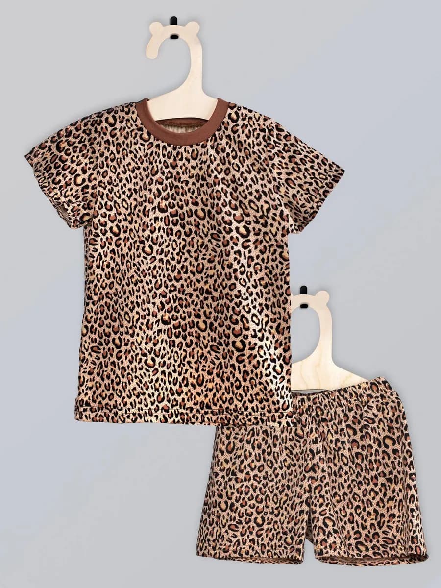 Пижама с шортами и футболкой для девочки подростка - фото 1