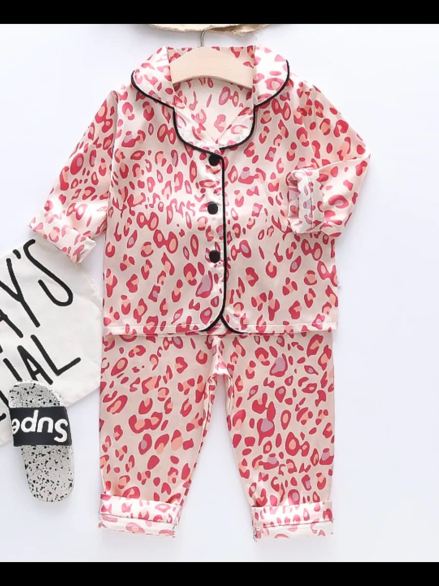 Пижама атласная леопард