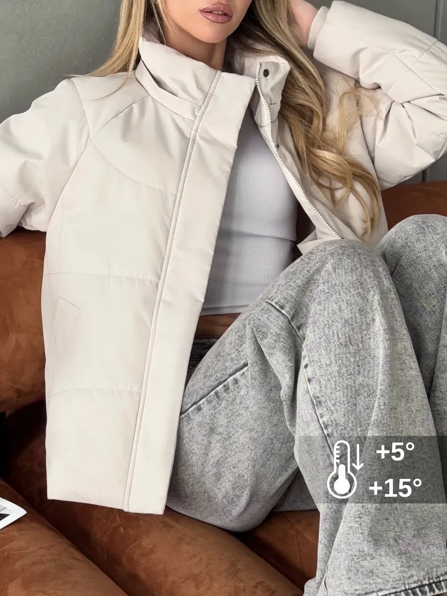 Куртка демисезонная короткая с капюшоном оверсайз