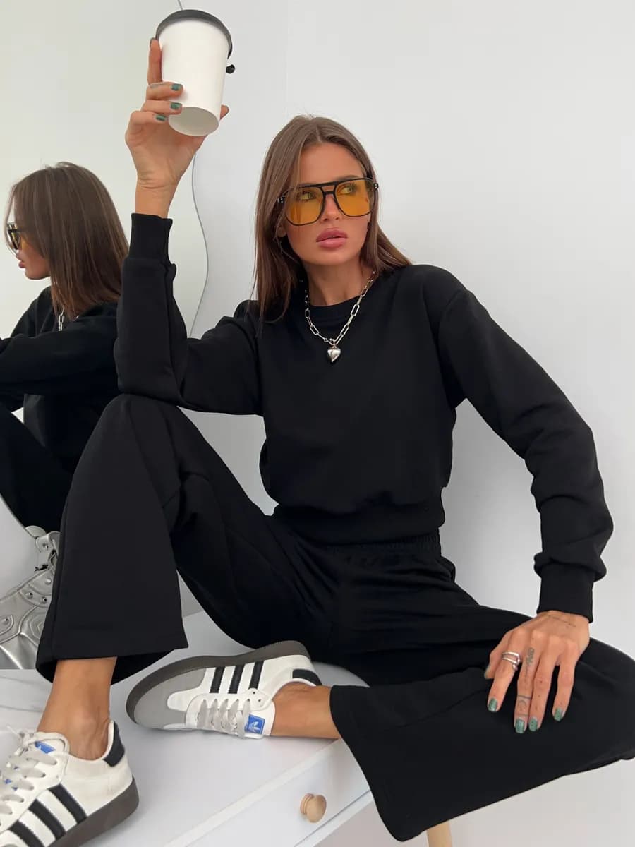 Спортивный костюм