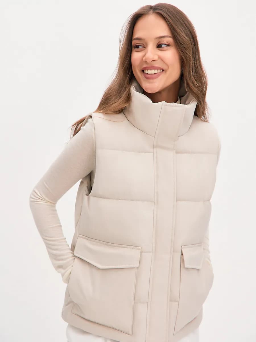 Жилет утепленный стеганый безрукавка