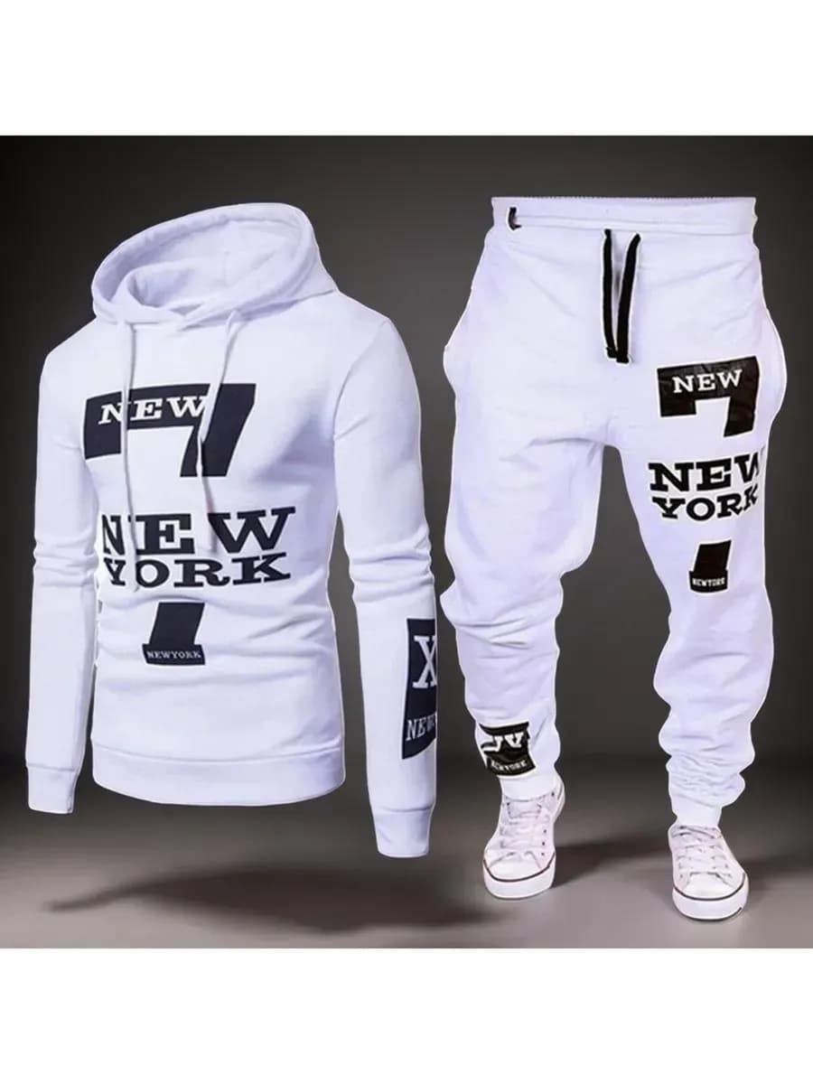 Костюмы спортивные осенние