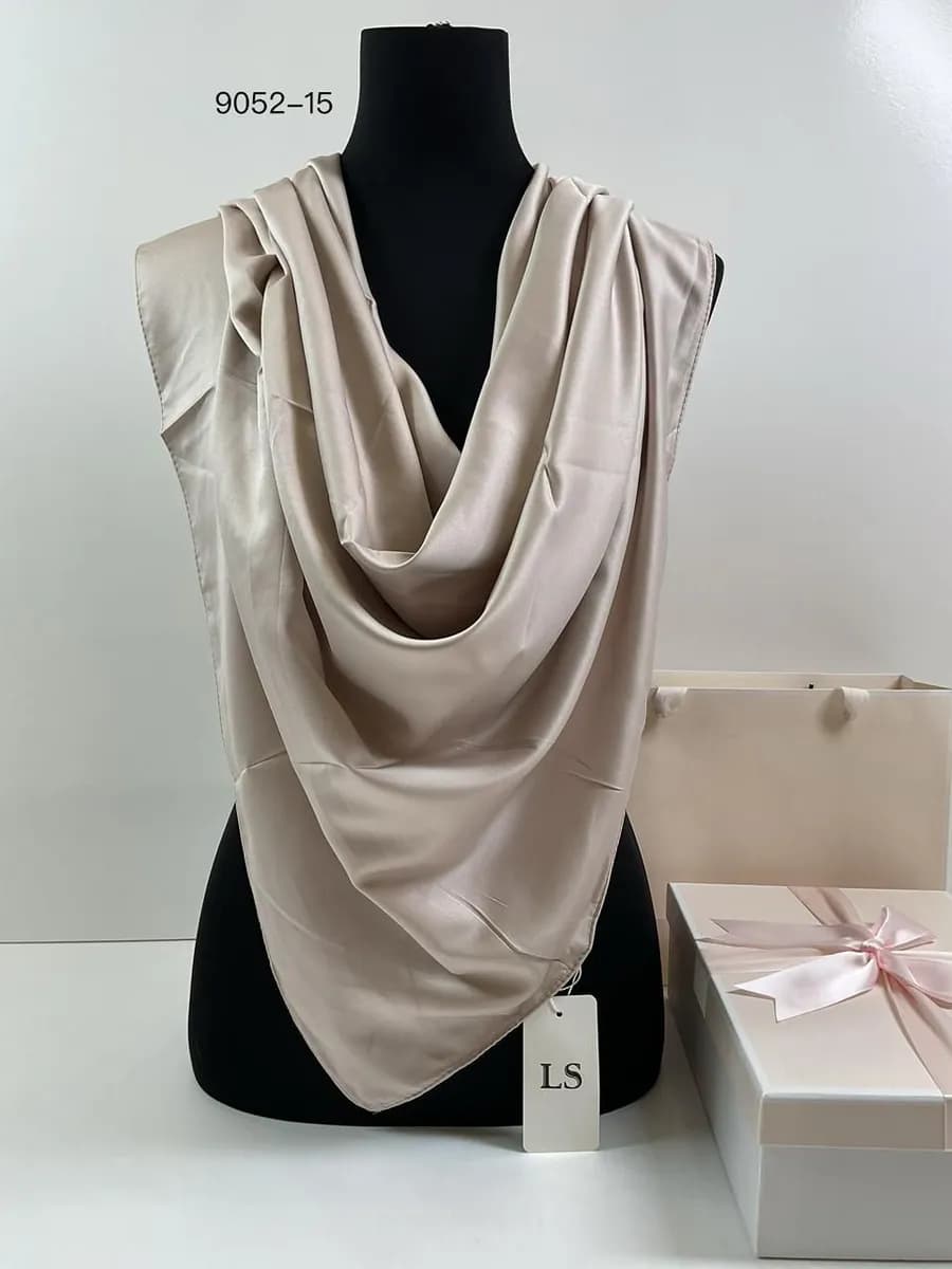 Платок Шелковый на Голову и Плечи Шейный Косынка 90х90