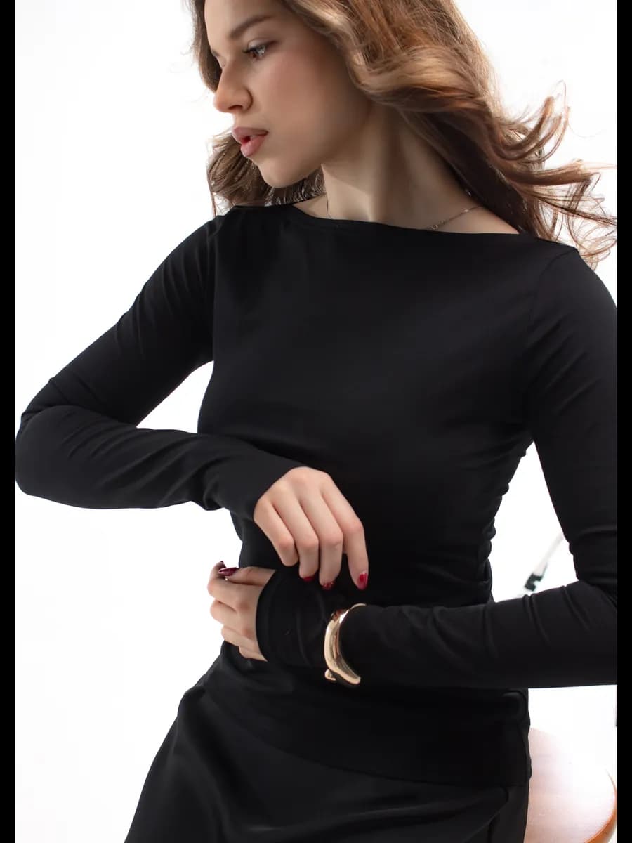 Лонгслив базовый, вырез лодочка, вискоза