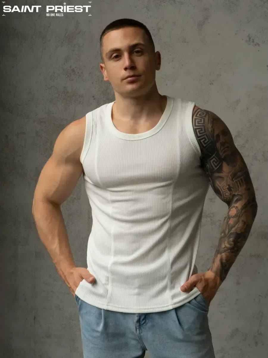 Майка мужская белая для спорта и фитнеса без рукавов