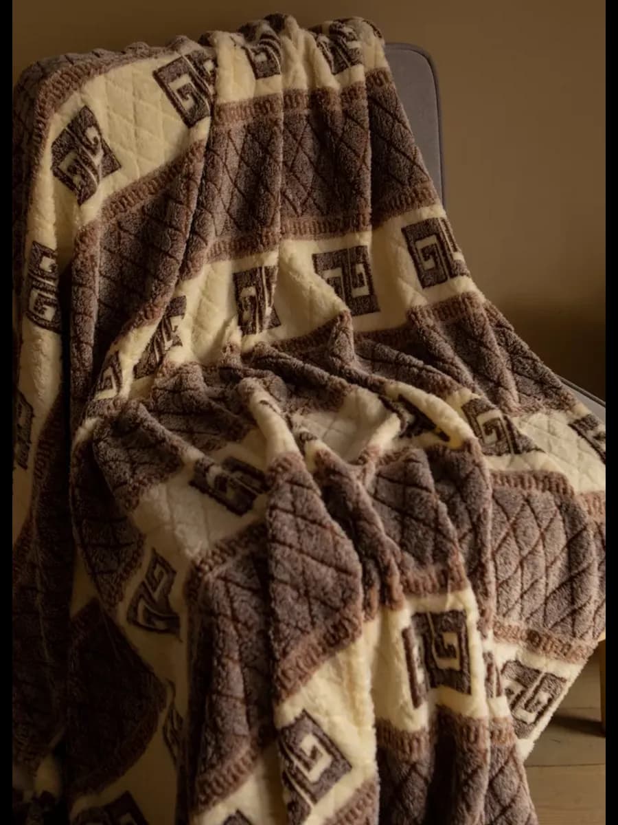 Плед покрывало на диван и кровать флис пушистый 180x200