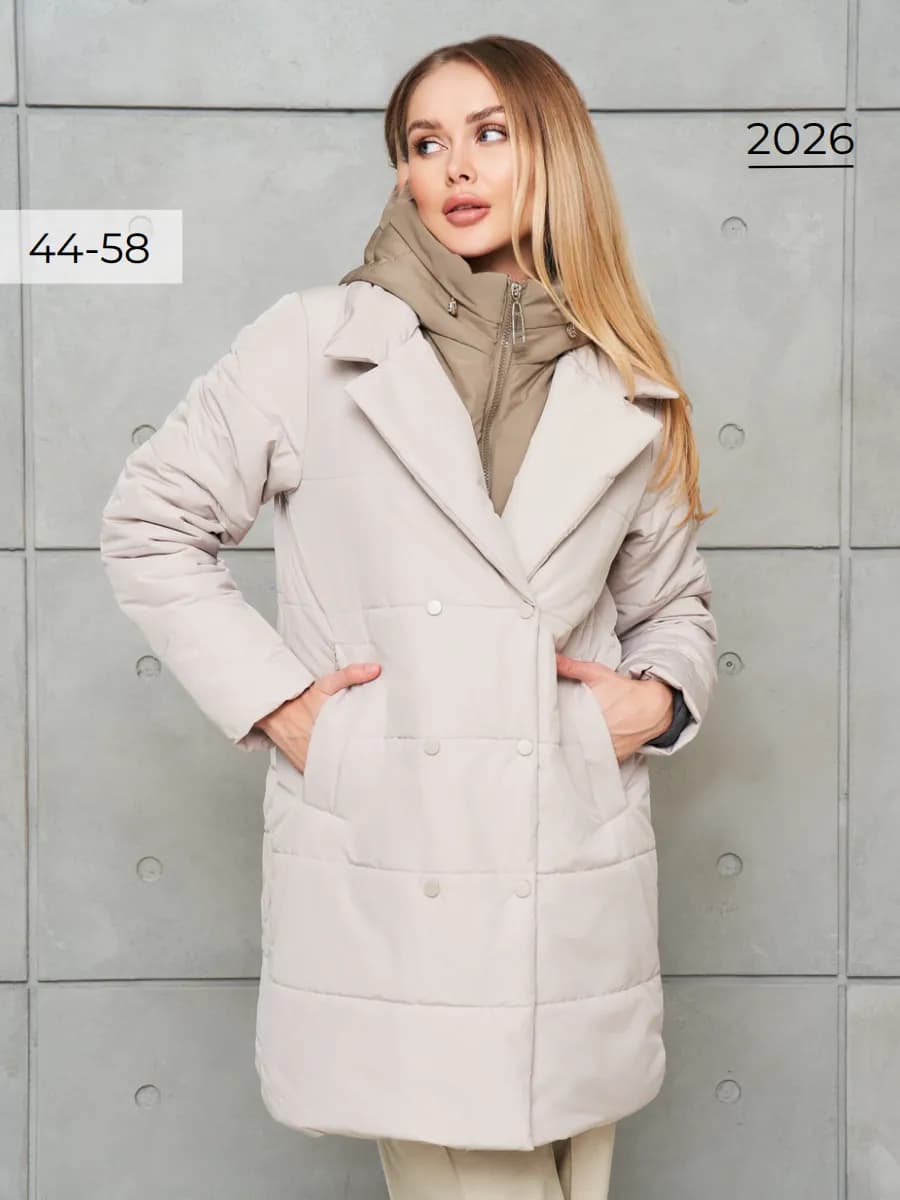 Весенняя куртка удлиненная с манишкой