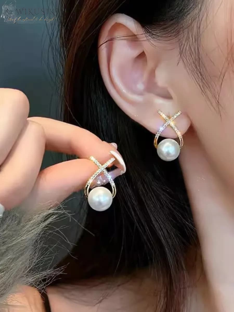 Сережки с жемчугом бижутерия