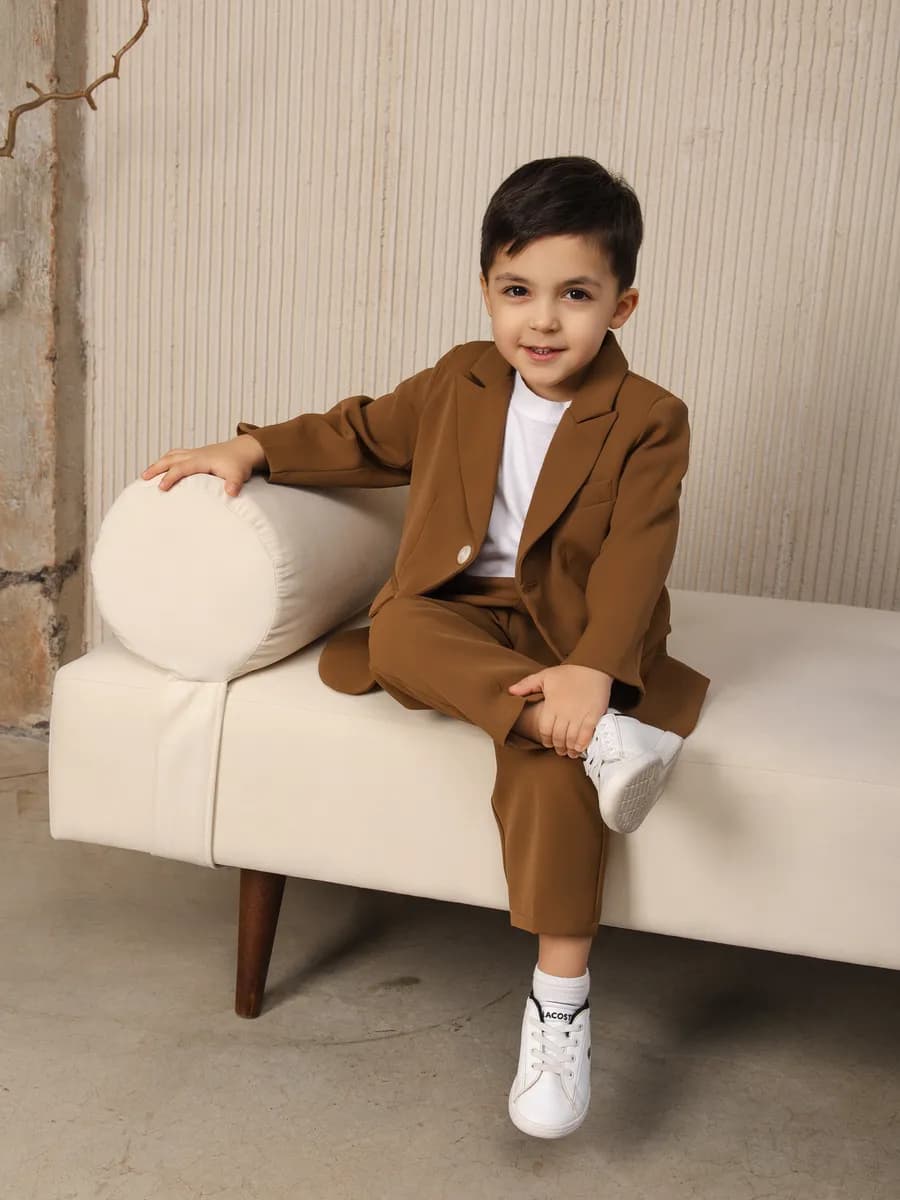 Костюм с пиджаком праздничный в садик