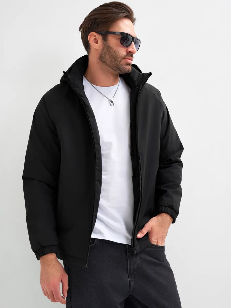 Куртка ветровка демисезонная с капюшоном