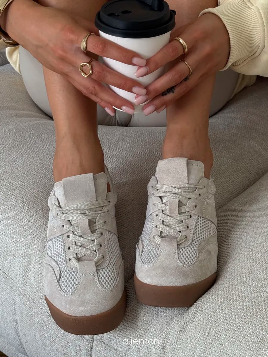 Кроссовки замшевые кеды натуральные