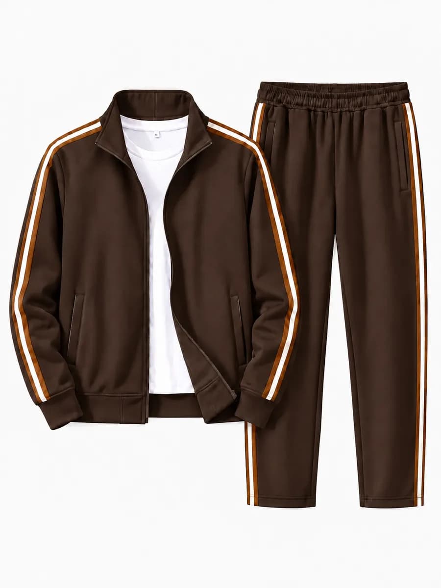 Спортивный костюм с лампасами