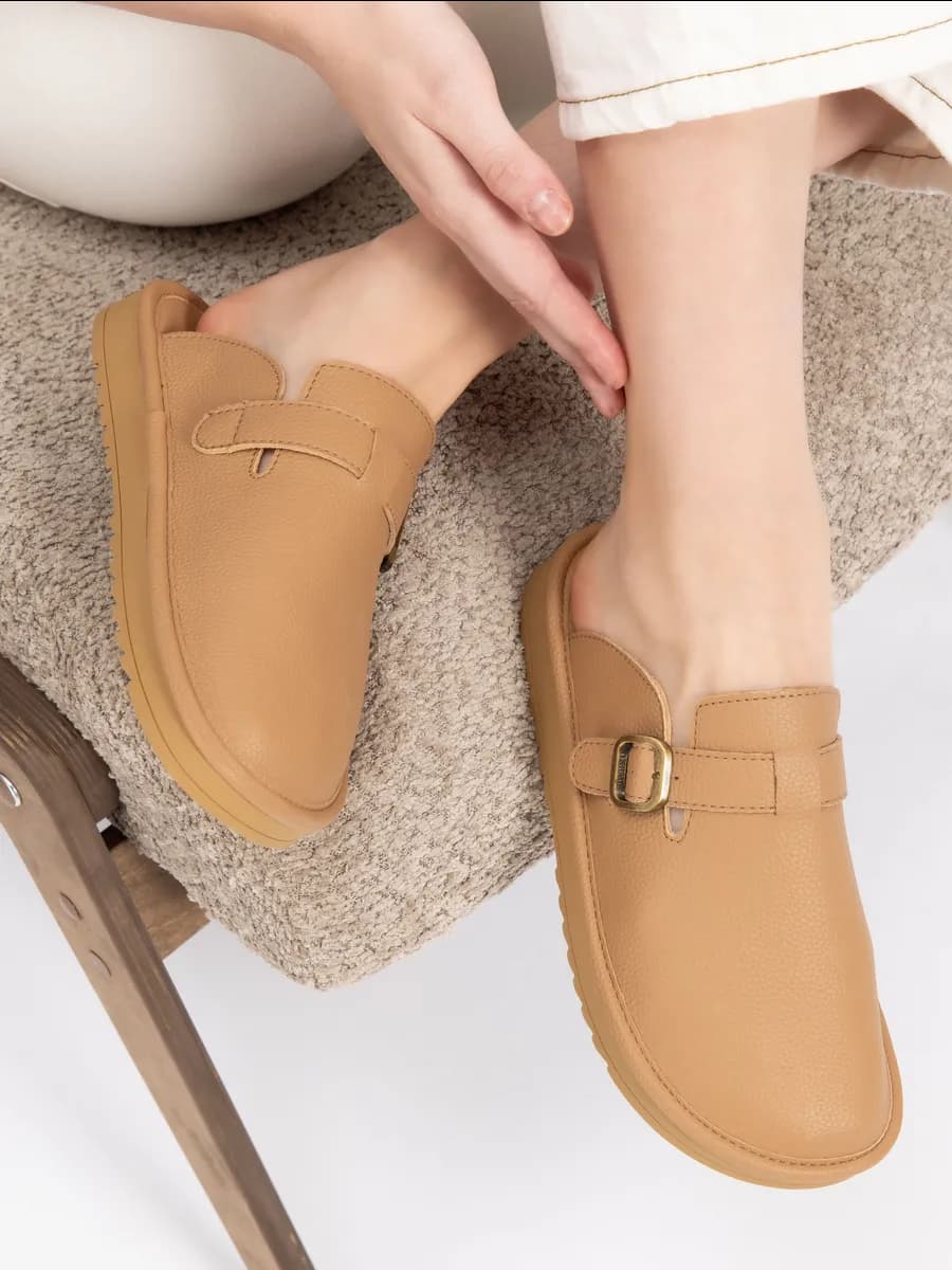 Сабо кожаные женские