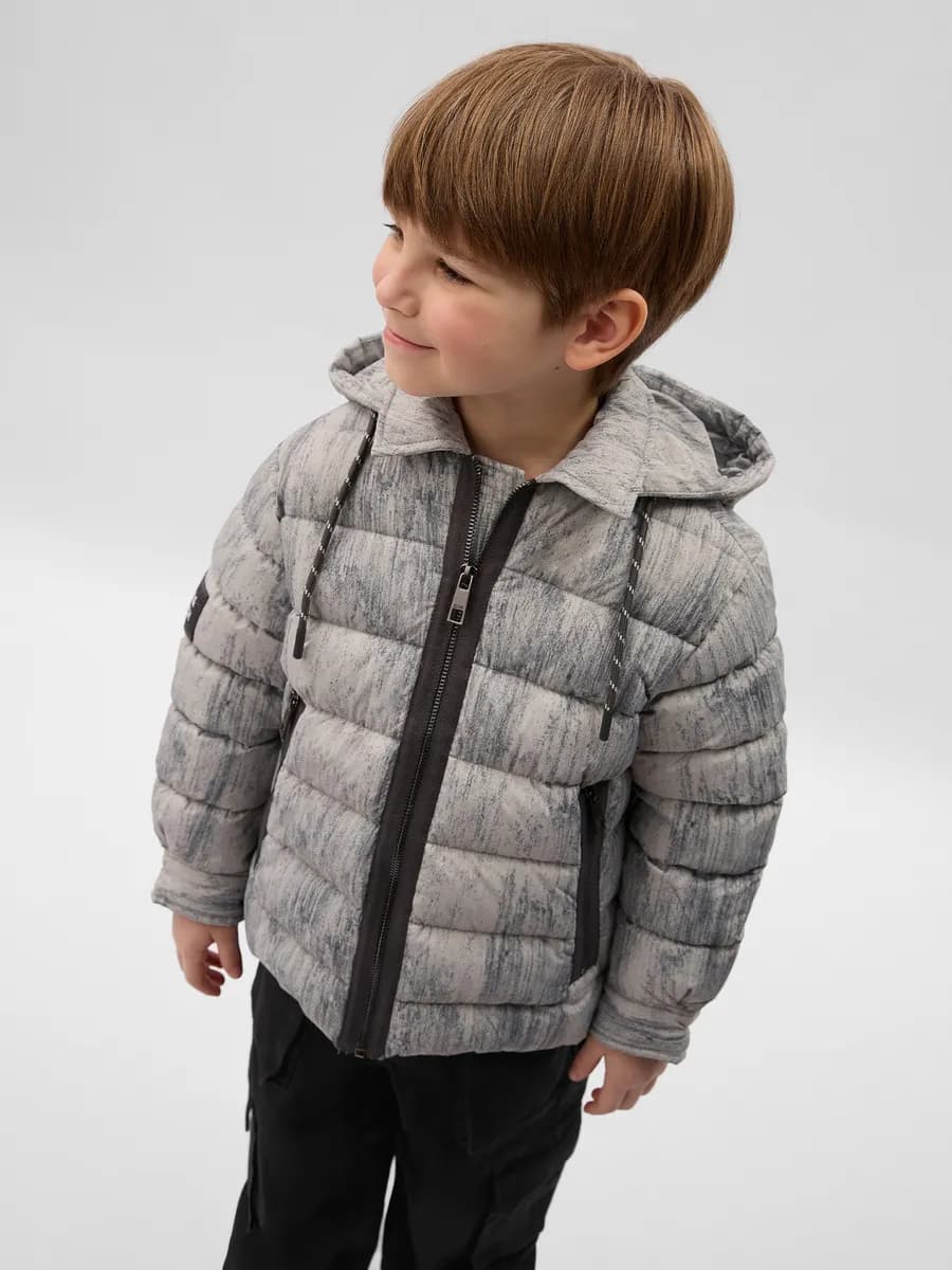 Куртка для мальчика утепленная стеганая с принтом серая