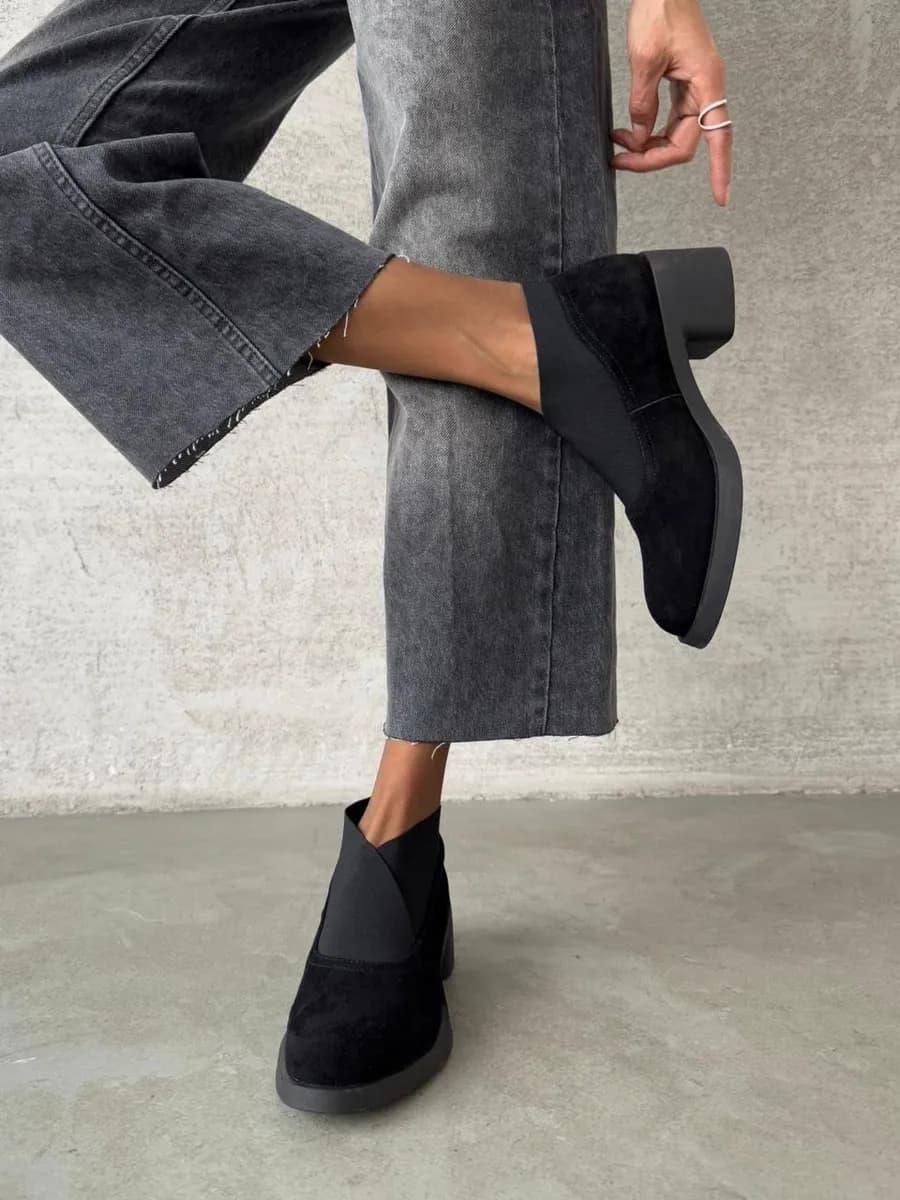 Туфли лоферы школьные летние