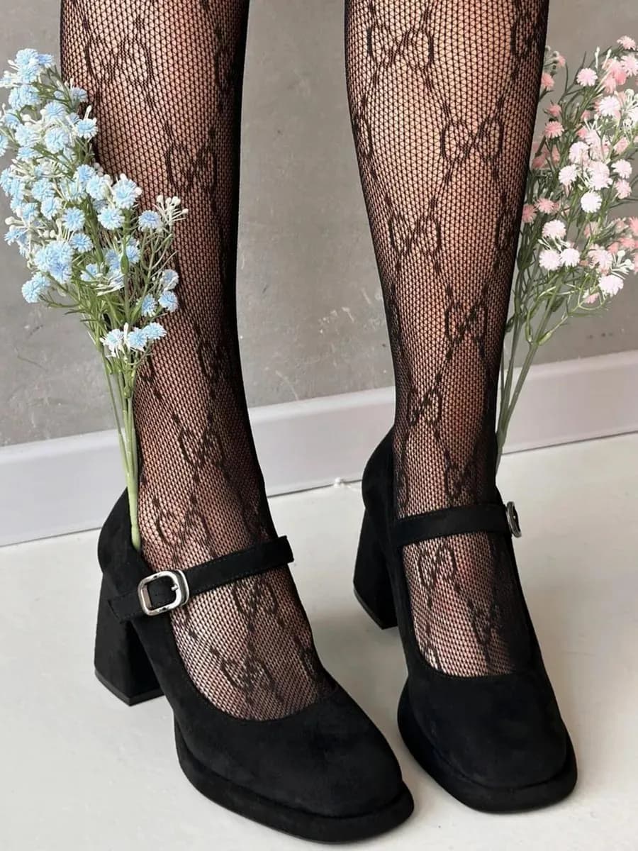 Туфли мери джейн с ремешком на каблуке замшевые черные