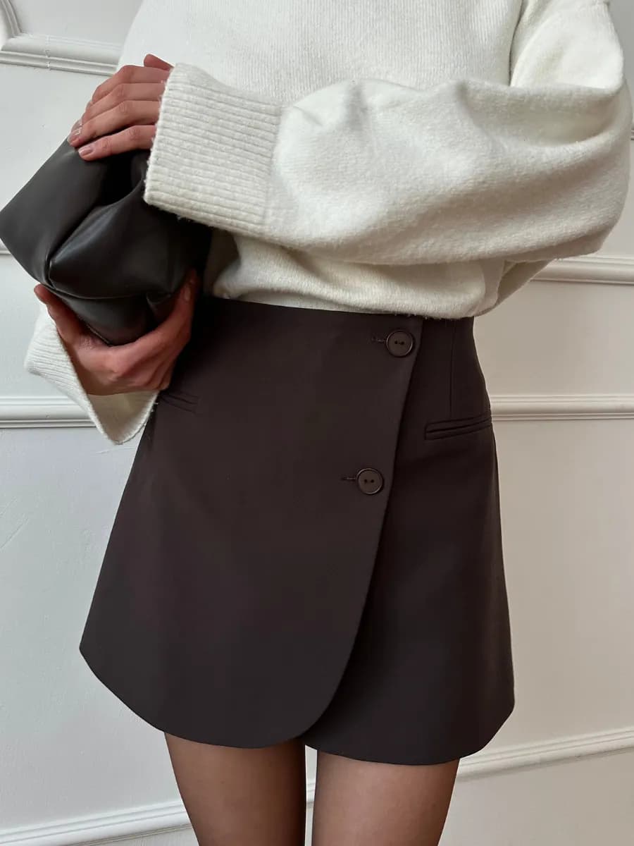 Юбка мини на запах костюмная