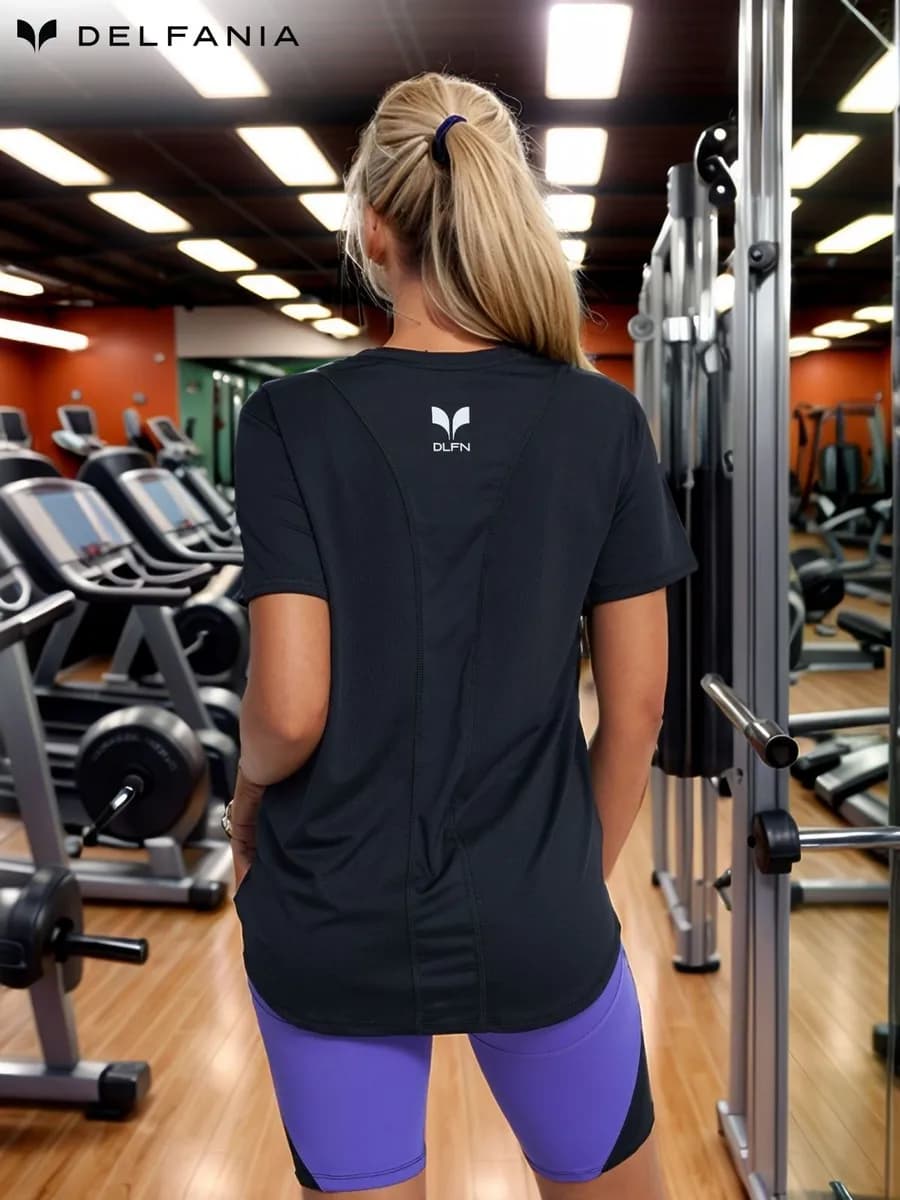 Футболка спортивная для фитнеса удлиненная