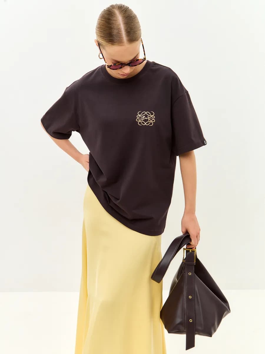 Футболка женская коричневая