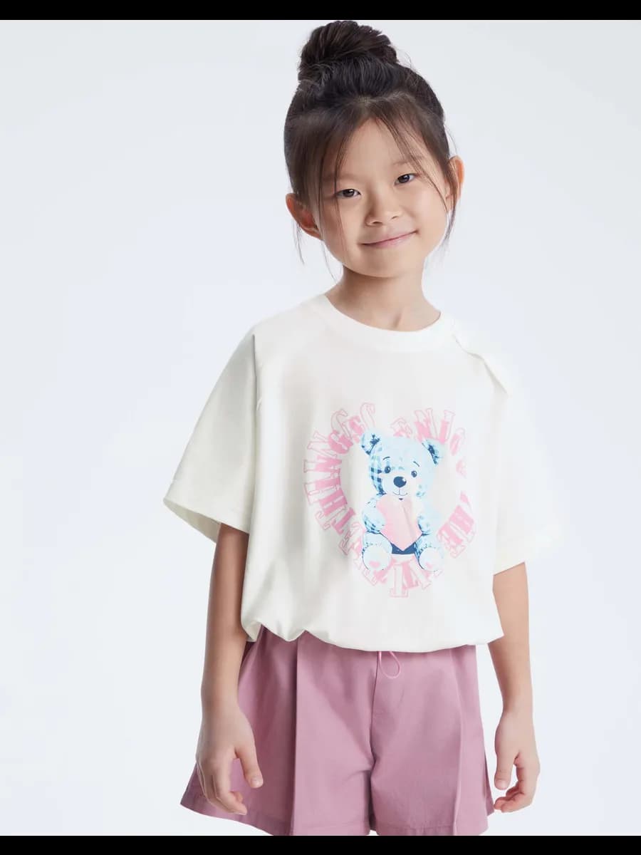 Молочная футболка oversize с принтом и стоппером