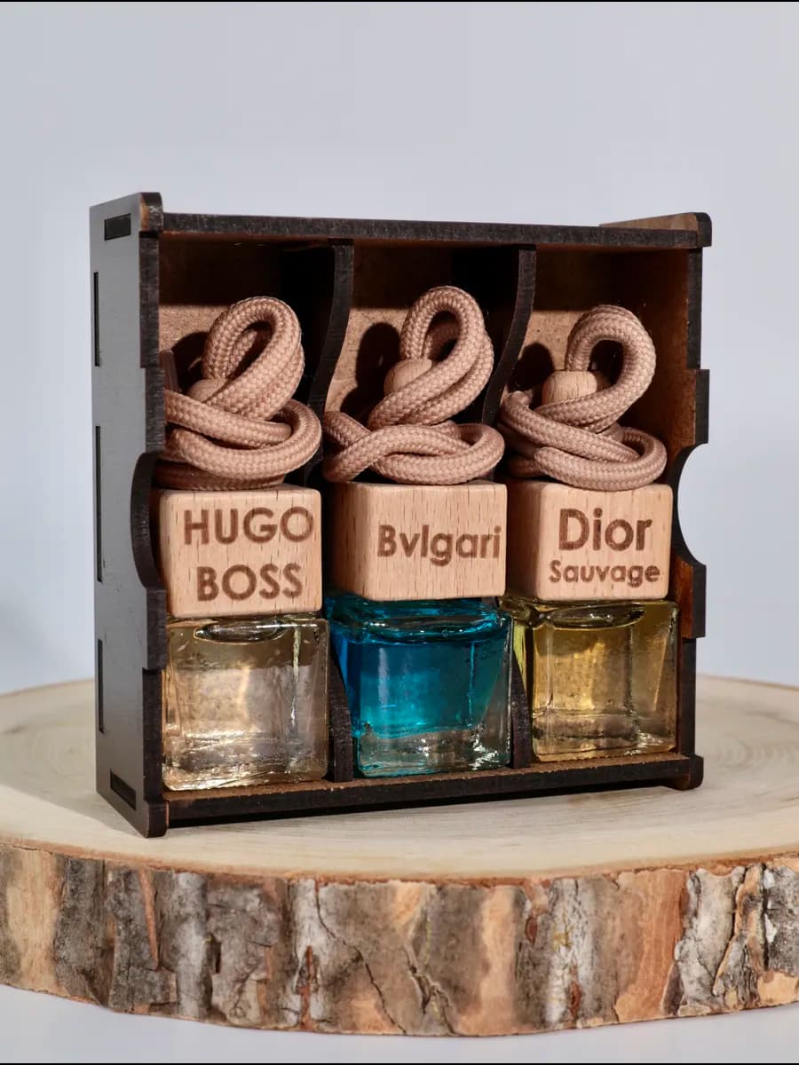 Подарочный набор мужчине на 23 февраля автопарфюм в машину - фото 1