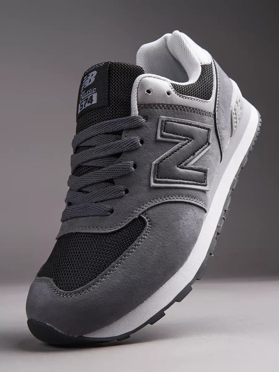 Кроссовки спортивные летние