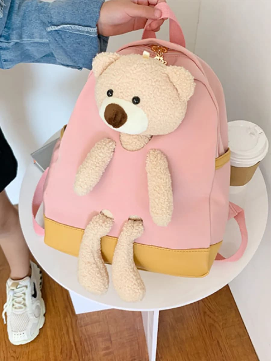 Рюкзак дошкольный в садик с игрушкой