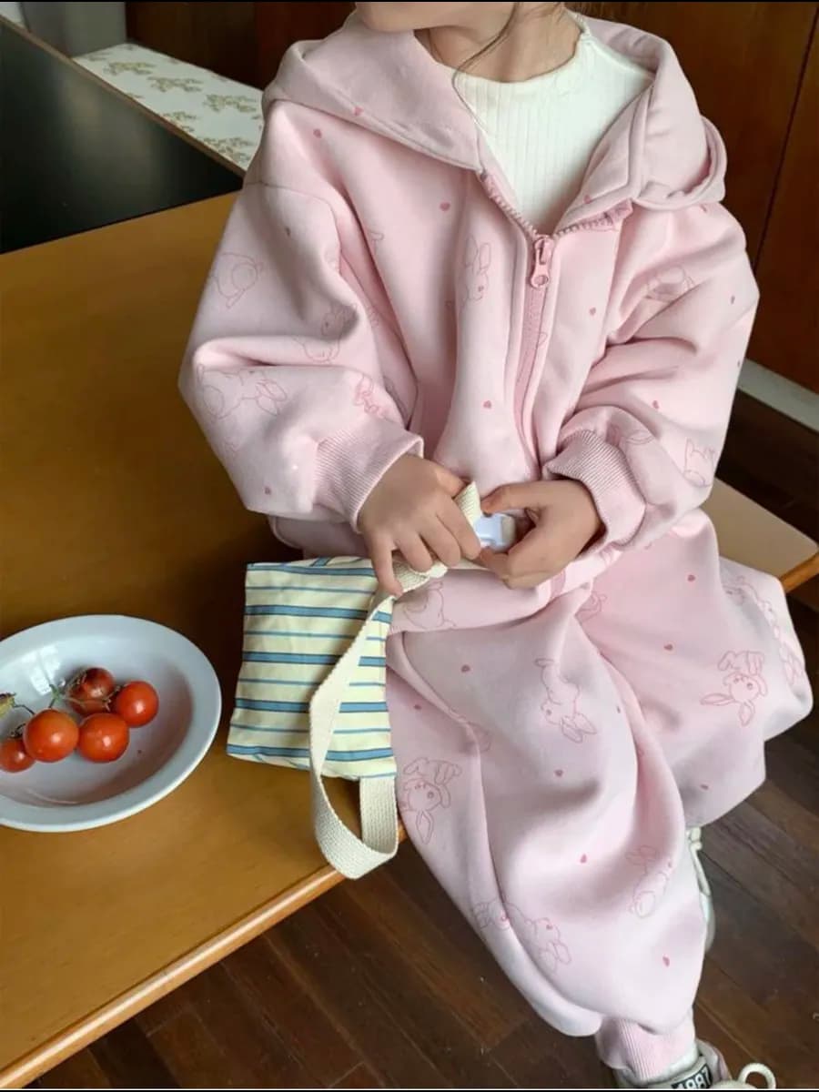 Спортивный костюм на молнии с капюшоном весна - фото 1