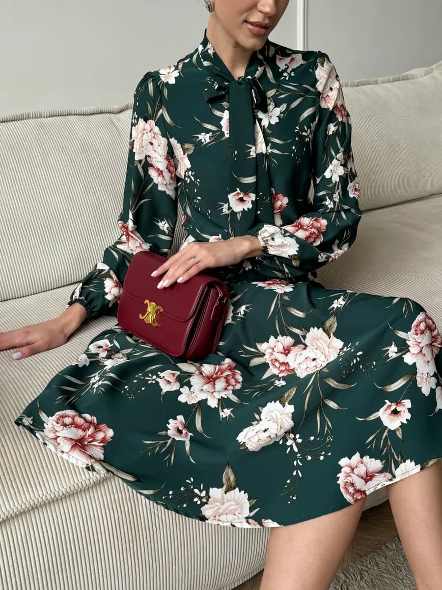 Платье нарядное праздничное