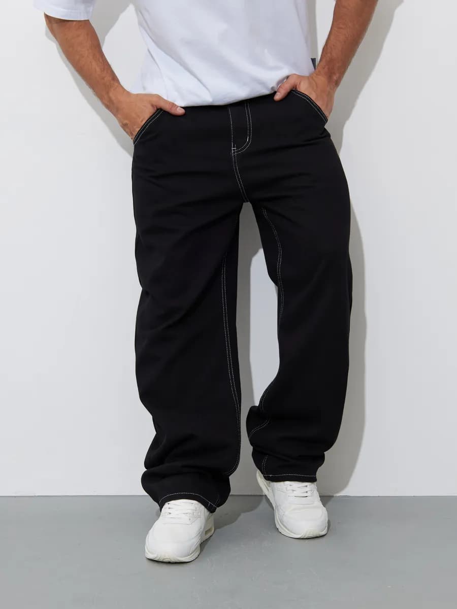 Широкие джинсы трубы прямые с белой строчкой