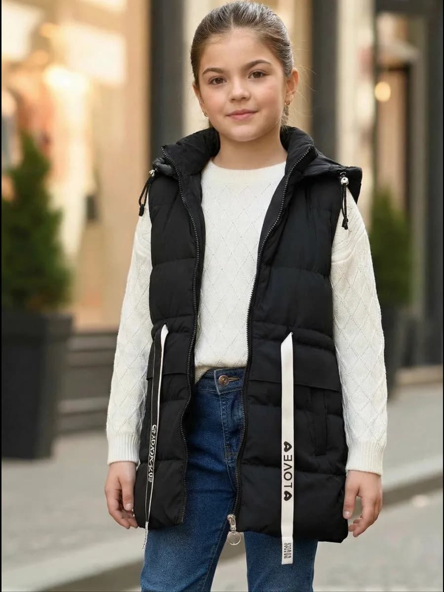 Жилетка демисезонная утепленная безрукавка