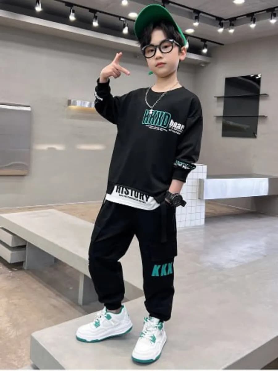 Спортивный детский костюм двойка