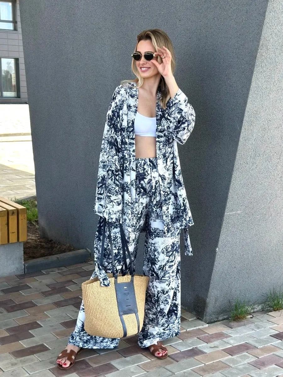 Костюм кимоно брючный в пижамном стиле